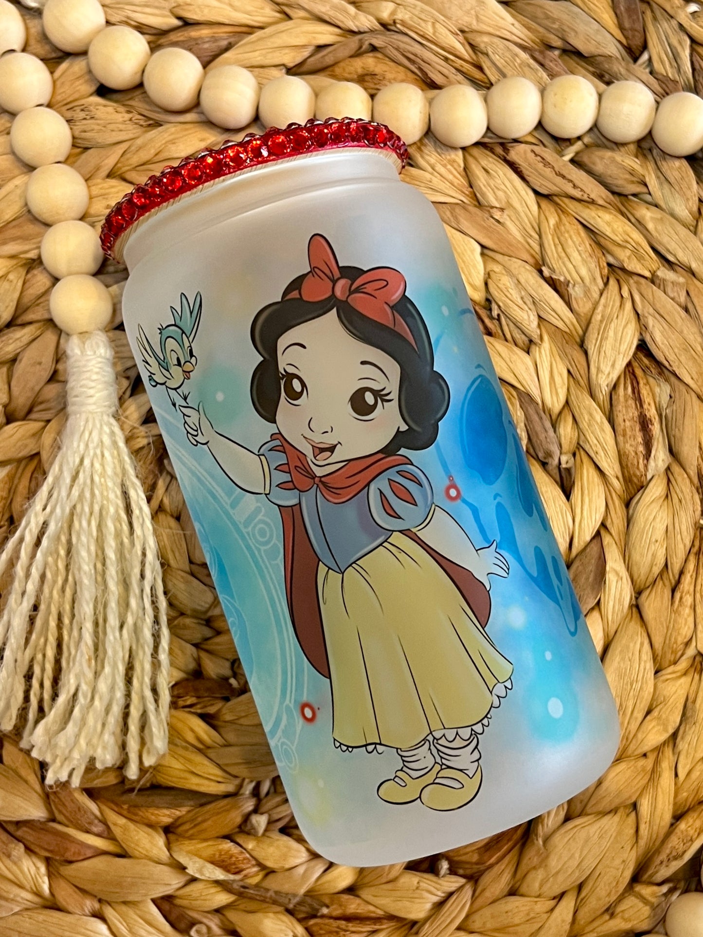 Snow White Glass Can